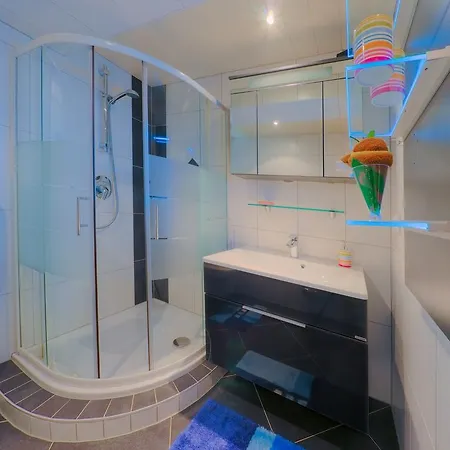 Schweinberger צל אם צילר